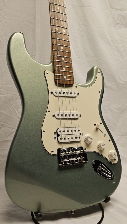 FENDER "Fat Strat" - Electric Guitar USED (SOLD)