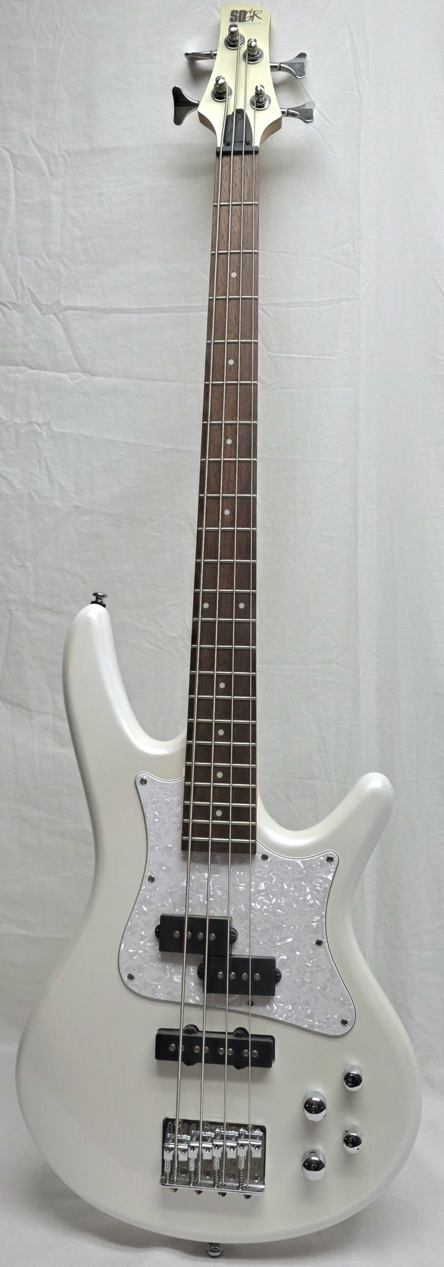 USED - IBANEZ Pearl White Mezzo SRMD200D - 4 string Bass Guitar - Image 2